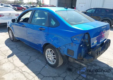 2010 Ford Focus Se z USA, uszkodzony, nr VIN 1FAHP3FN6AW138116